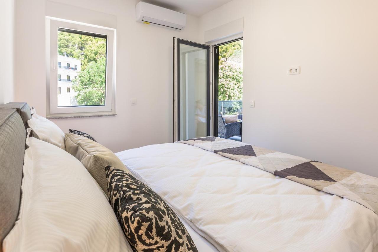 Luxury 2 Bedroom Apartment With Sea View Baska Voda Bagian luar foto