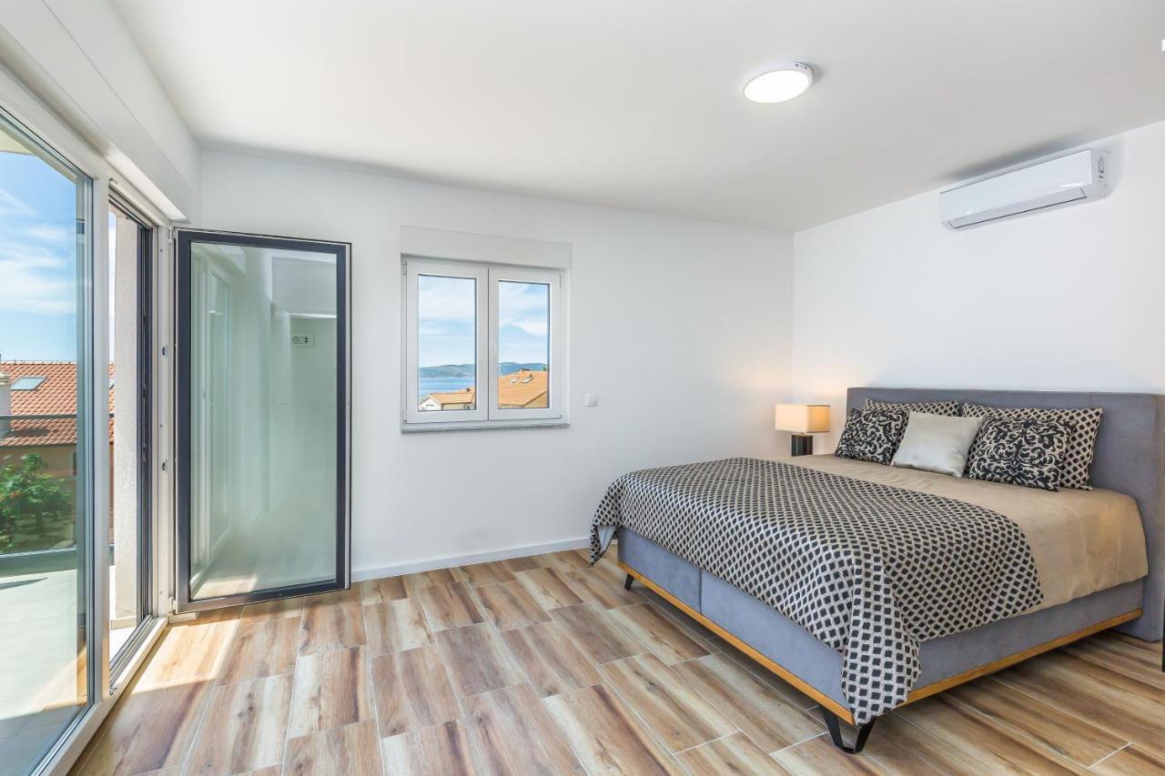 Luxury 2 Bedroom Apartment With Sea View Baska Voda Bagian luar foto