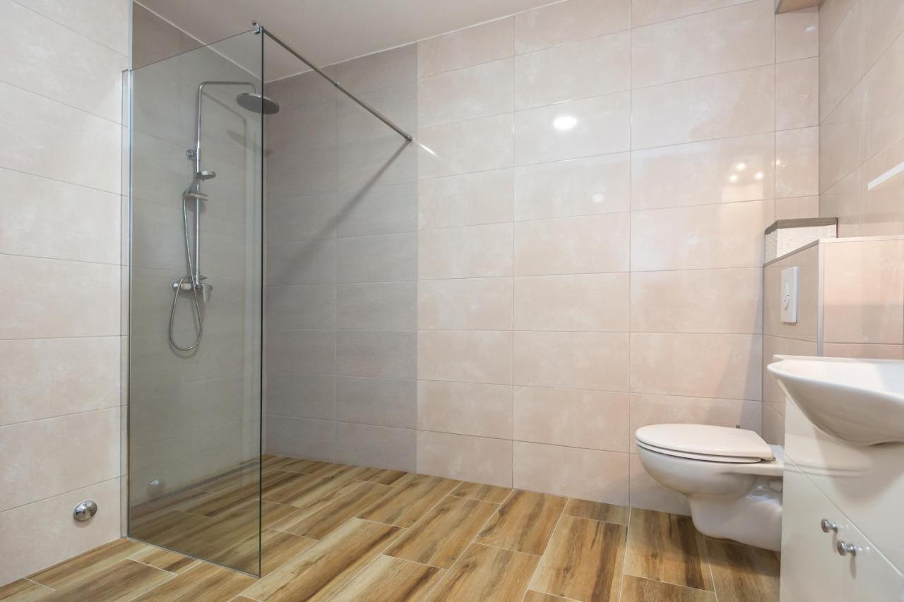 Luxury 2 Bedroom Apartment With Sea View Baska Voda Bagian luar foto